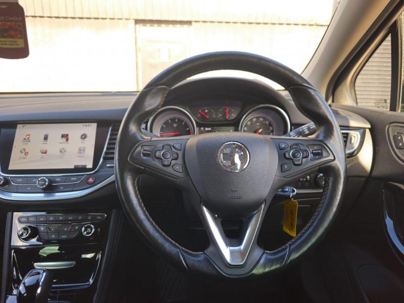 VAUXHALL ASTRA