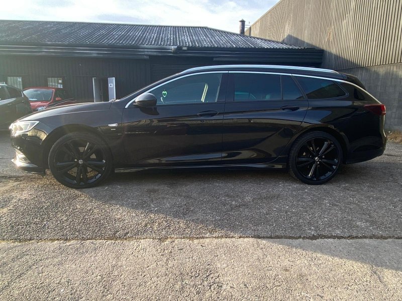 VAUXHALL INSIGNIA