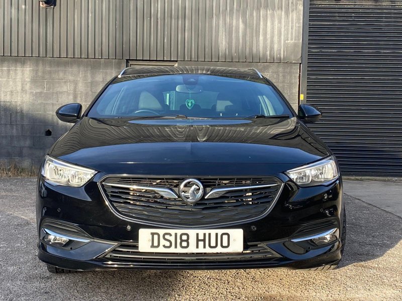 VAUXHALL INSIGNIA