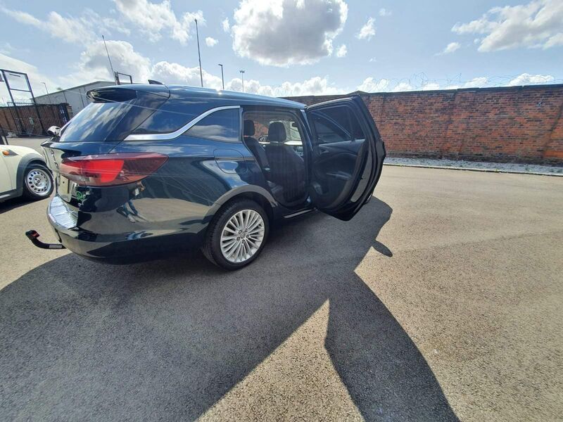 VAUXHALL ASTRA