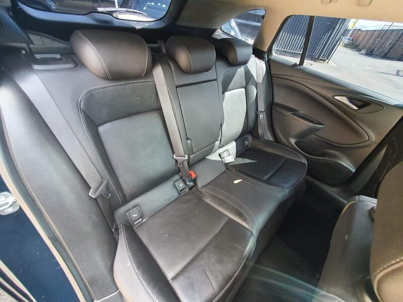 VAUXHALL ASTRA