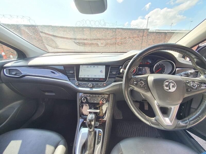 VAUXHALL ASTRA