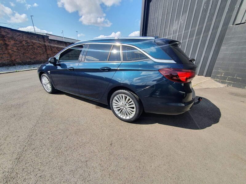 VAUXHALL ASTRA