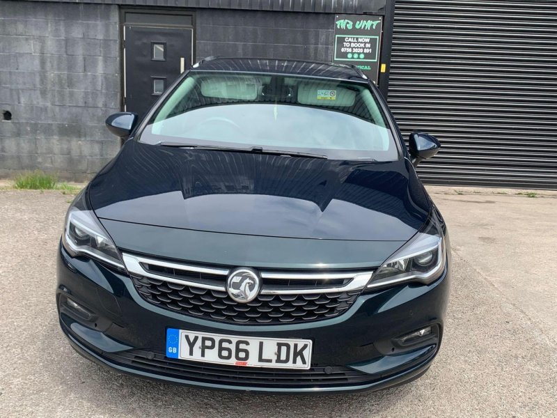 VAUXHALL ASTRA