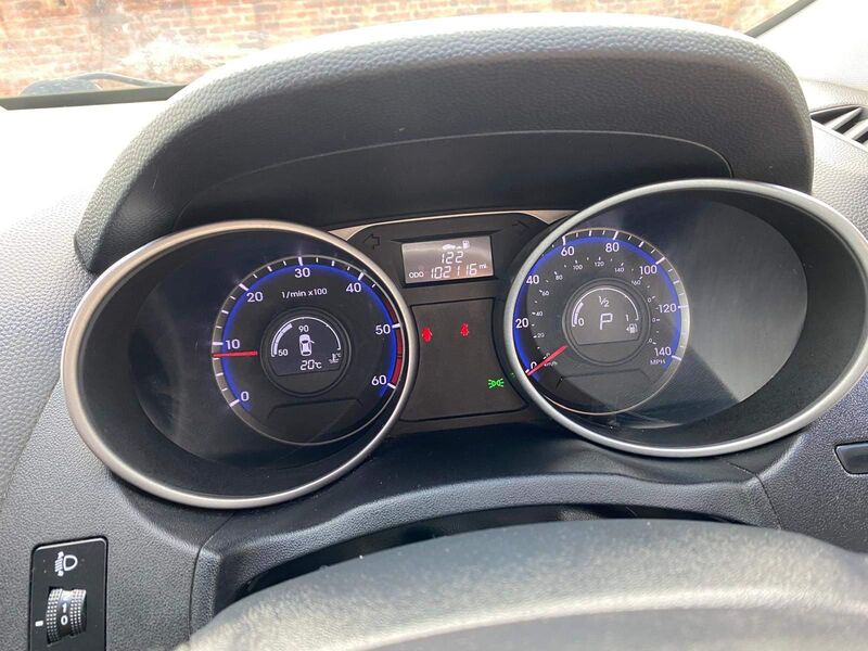 HYUNDAI IX35