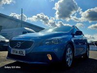VOLVO V40 CROSS COUNTRY