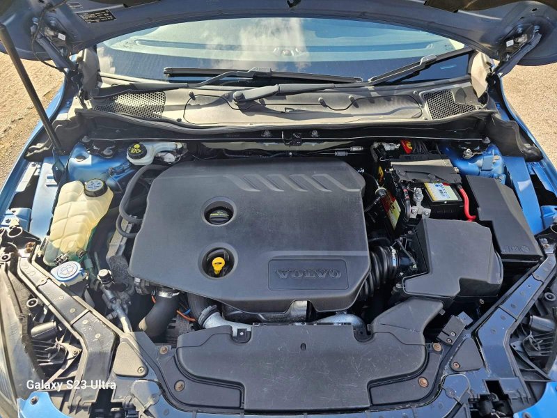 VOLVO V40 CROSS COUNTRY