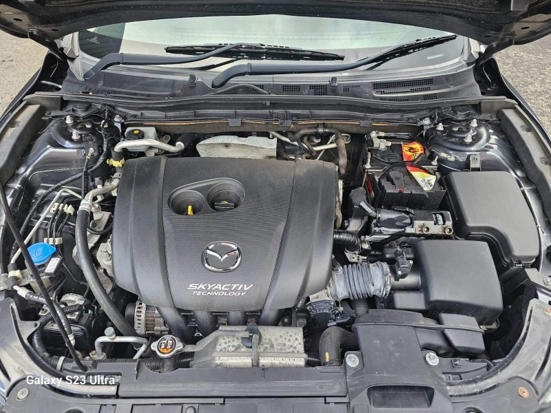 MAZDA MAZDA3