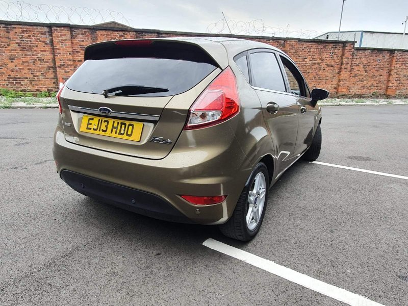 FORD FIESTA
