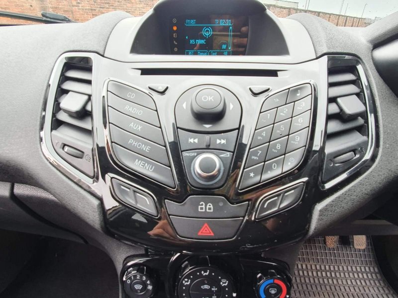 FORD FIESTA