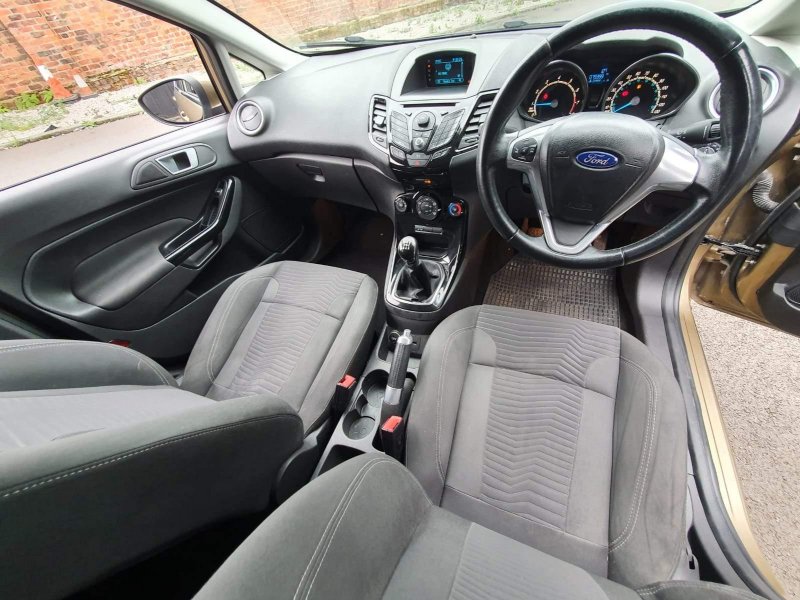 FORD FIESTA