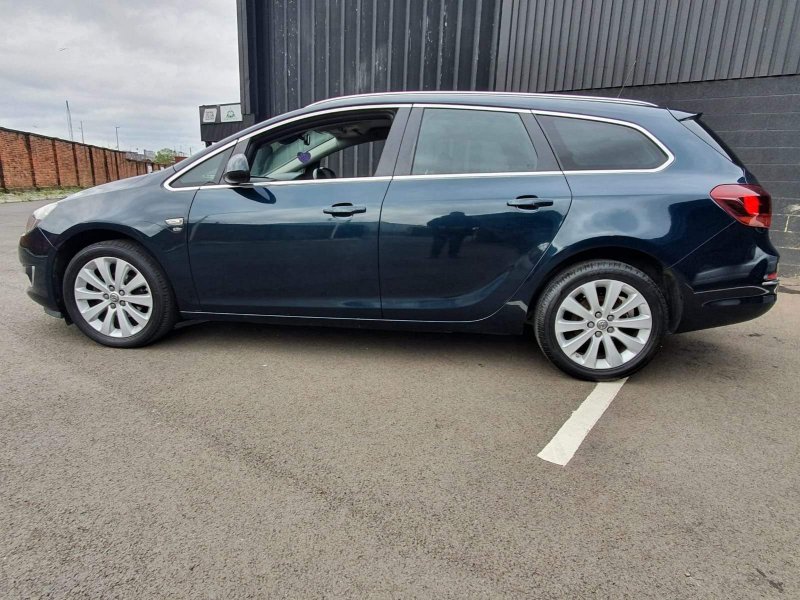VAUXHALL ASTRA
