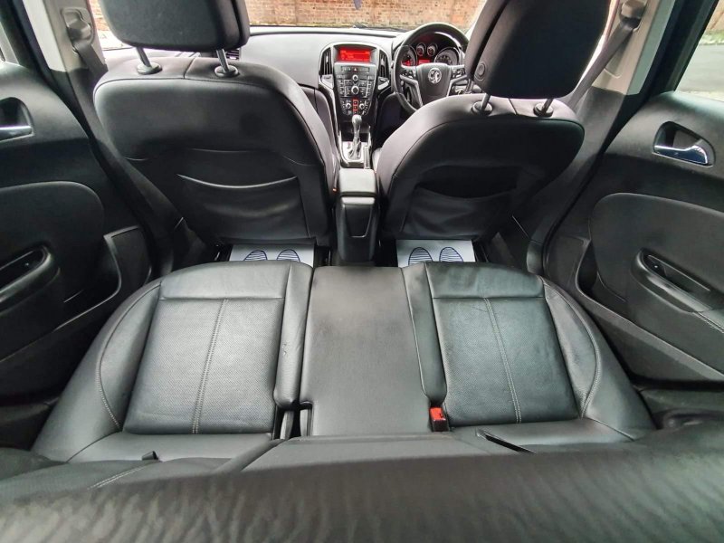 VAUXHALL ASTRA