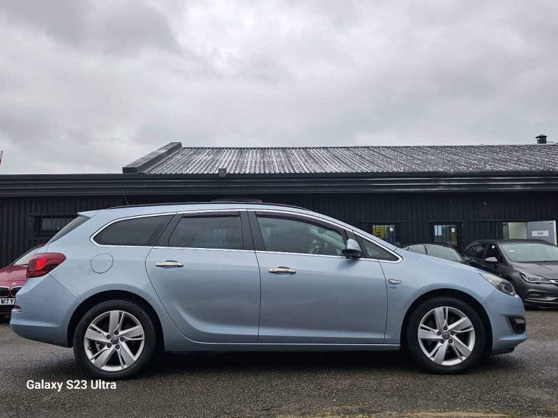 VAUXHALL ASTRA