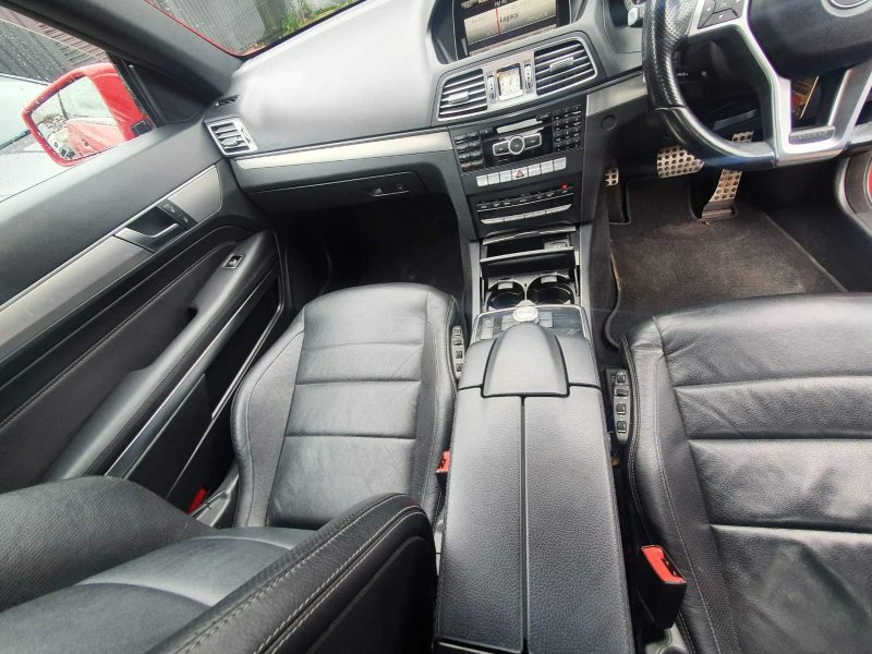 MERCEDES-BENZ E CLASS