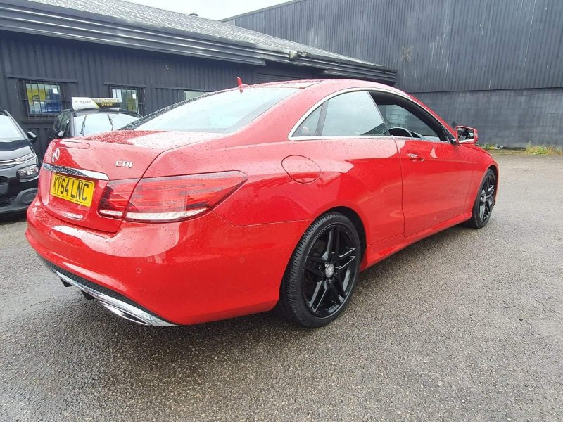 MERCEDES-BENZ E CLASS