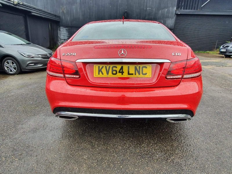 MERCEDES-BENZ E CLASS