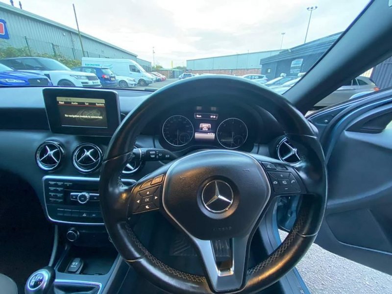 MERCEDES-BENZ A CLASS