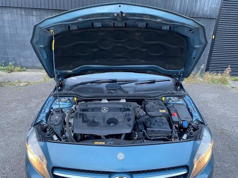MERCEDES-BENZ A CLASS