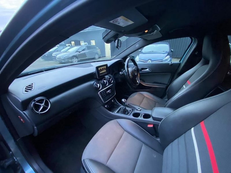 MERCEDES-BENZ A CLASS