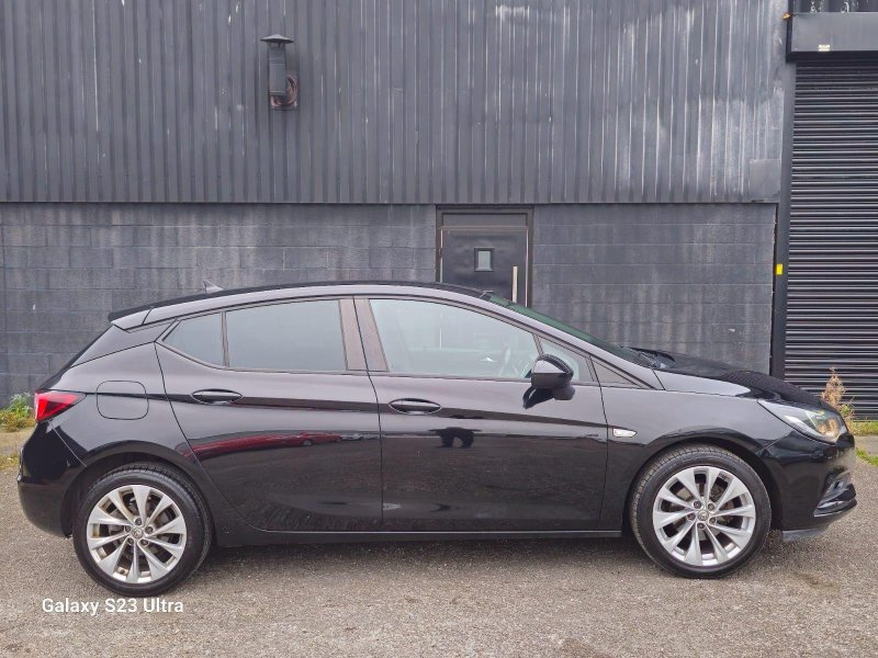 VAUXHALL ASTRA