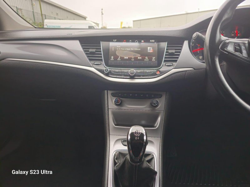 VAUXHALL ASTRA