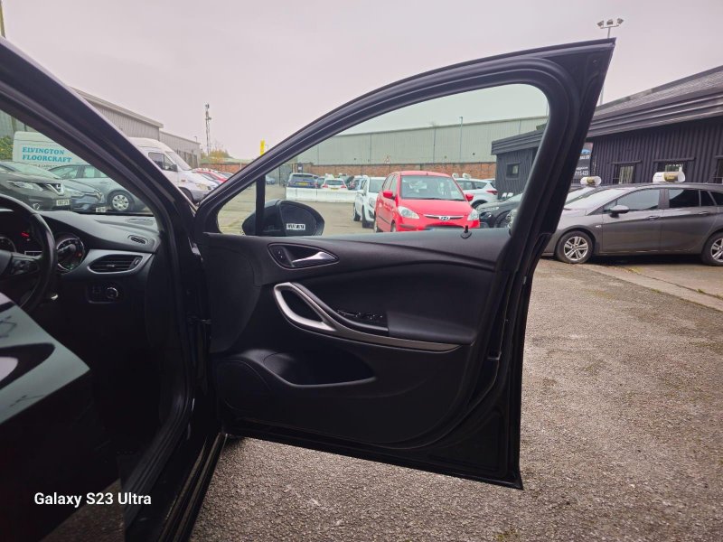 VAUXHALL ASTRA