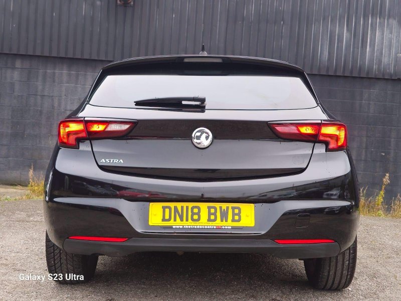 VAUXHALL ASTRA