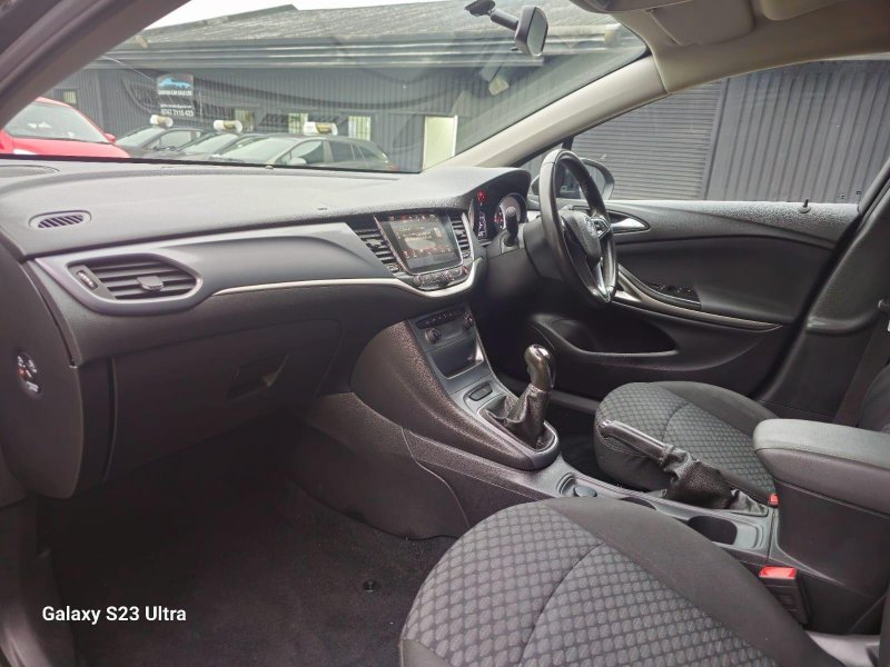 VAUXHALL ASTRA