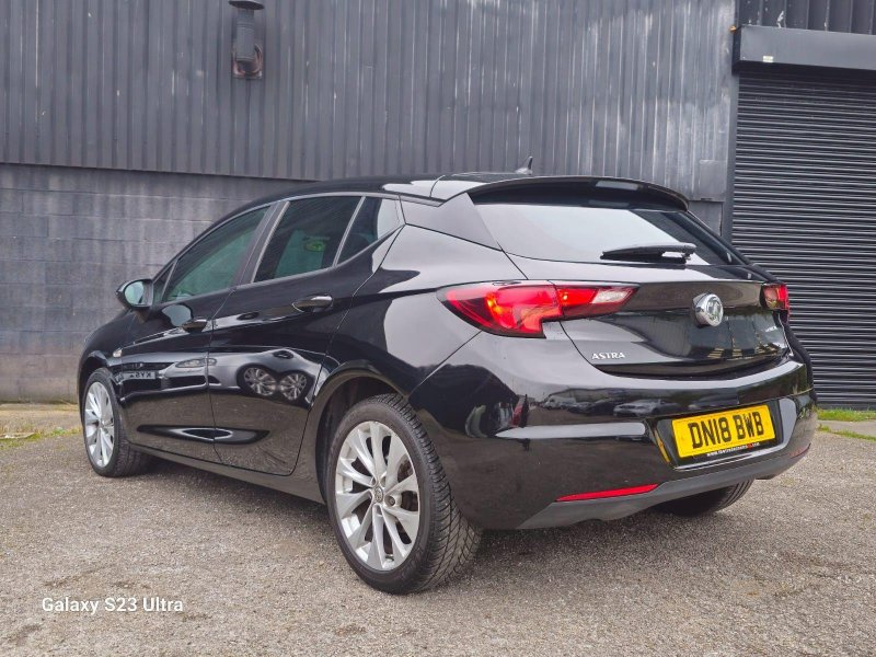VAUXHALL ASTRA