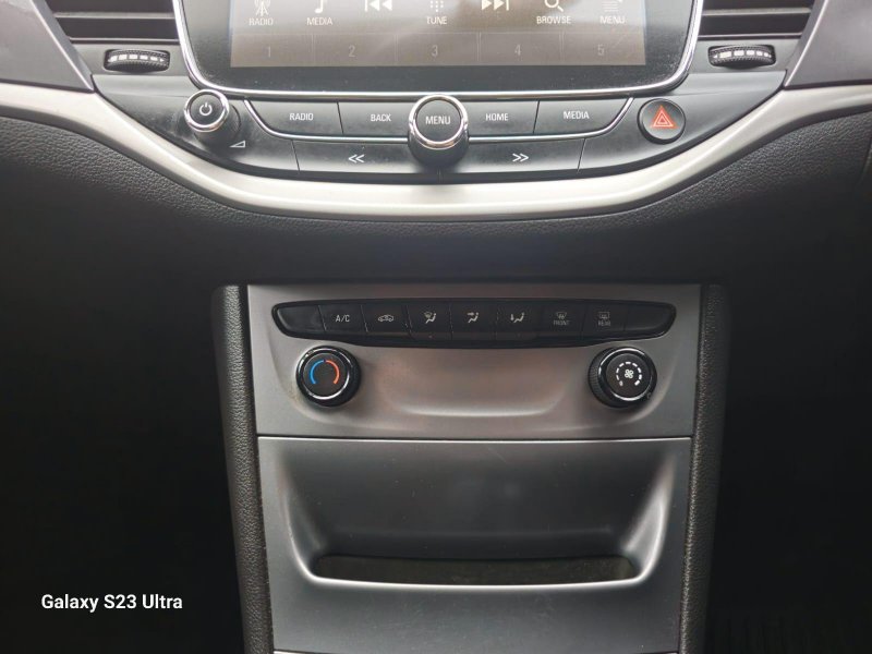 VAUXHALL ASTRA