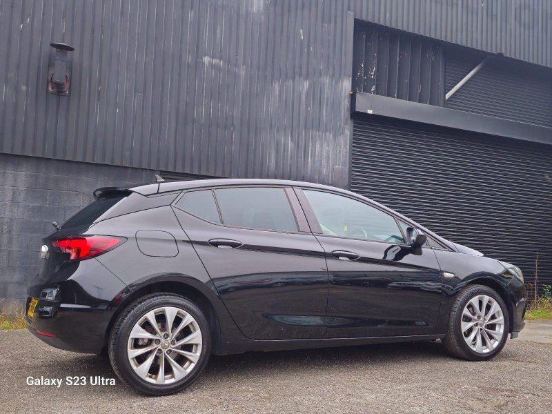 VAUXHALL ASTRA