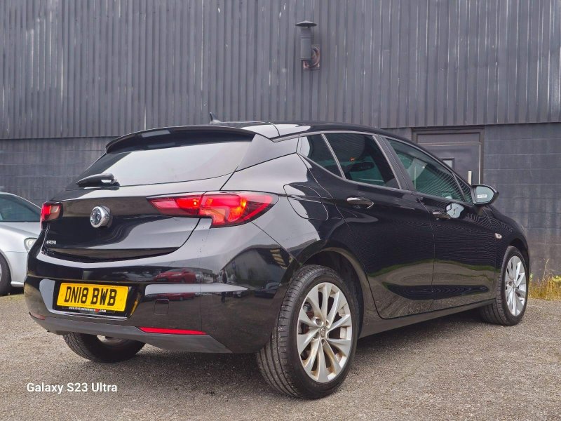 VAUXHALL ASTRA