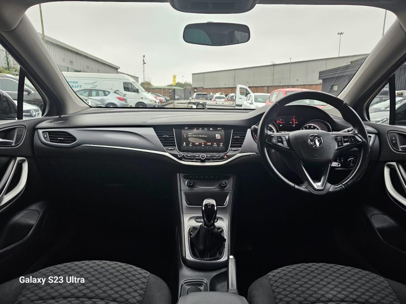 VAUXHALL ASTRA