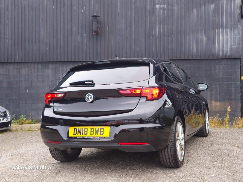 VAUXHALL ASTRA