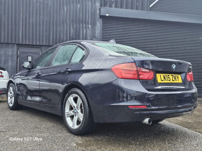 BMW 3 SERIES