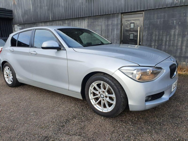 BMW 1 SERIES