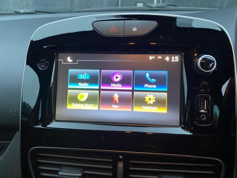 RENAULT CLIO