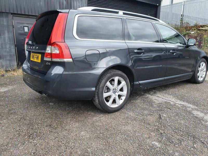VOLVO V70