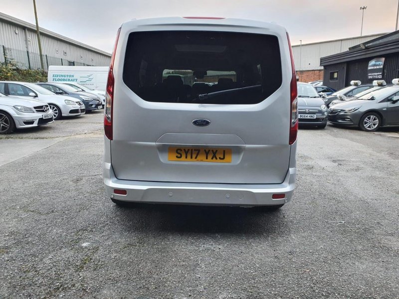 FORD GRAND TOURNEO CONNECT