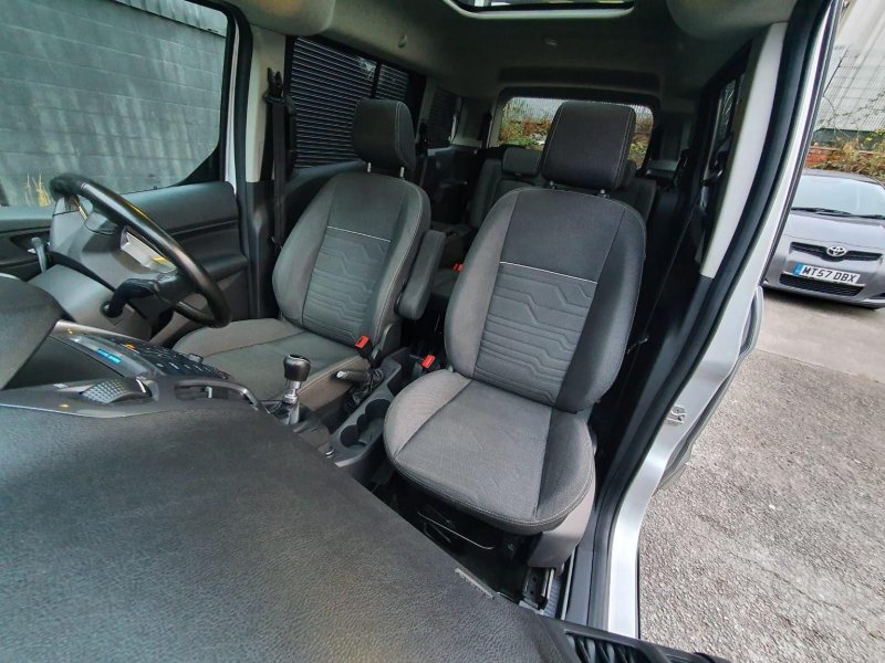 FORD GRAND TOURNEO CONNECT