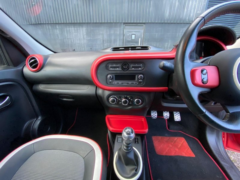 RENAULT TWINGO