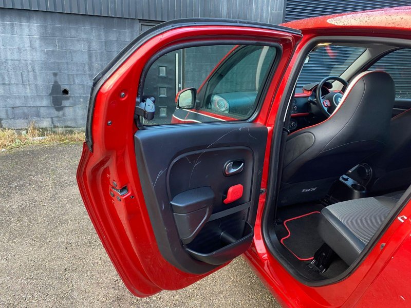 RENAULT TWINGO
