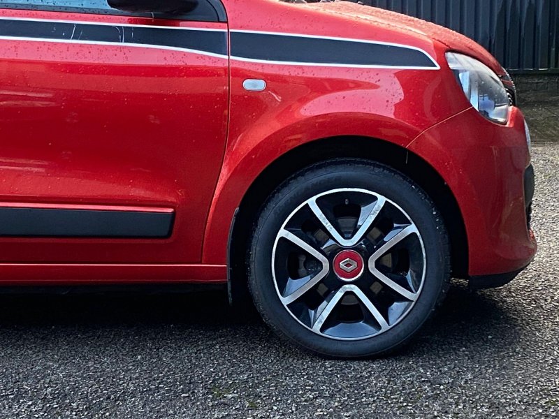 RENAULT TWINGO