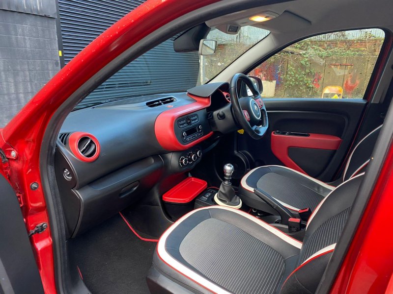 RENAULT TWINGO