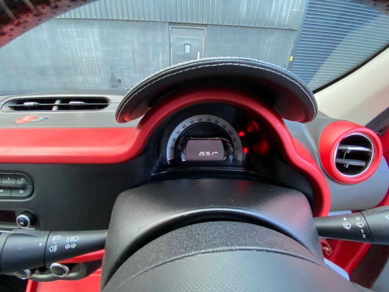 RENAULT TWINGO