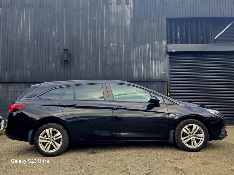 VAUXHALL ASTRA