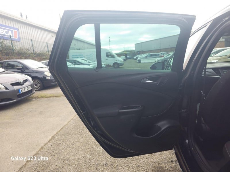 VAUXHALL ASTRA