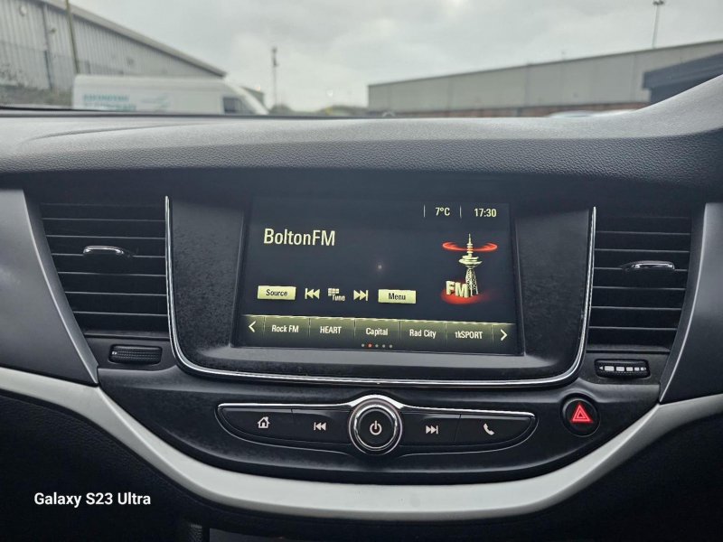 VAUXHALL ASTRA