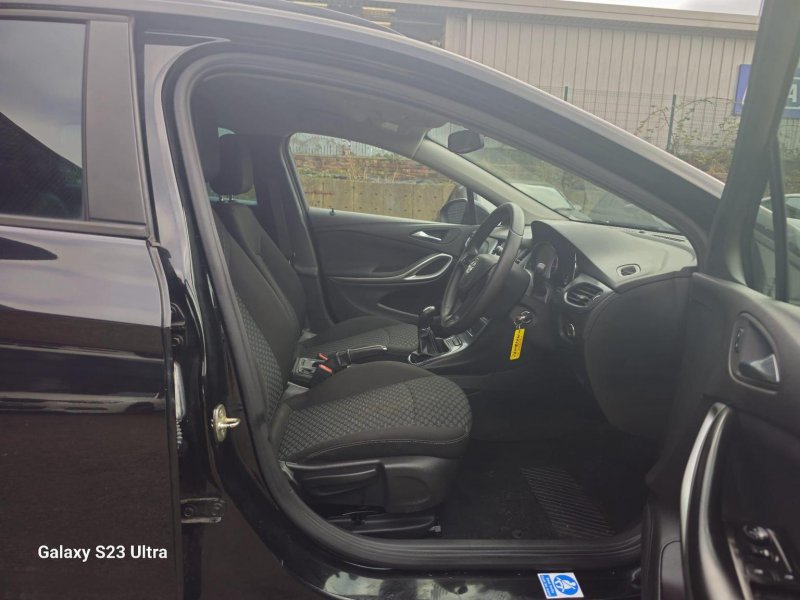 VAUXHALL ASTRA